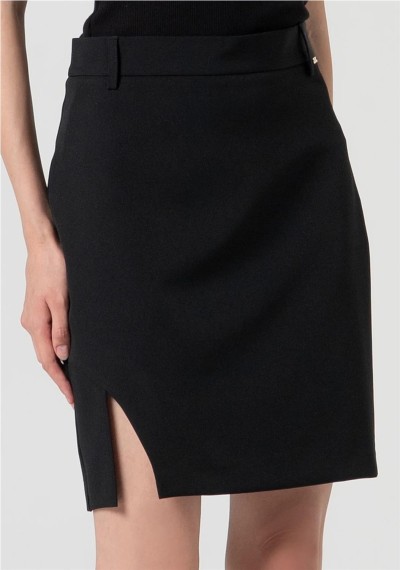 MINIFALDA TUBO DE CORTE ENTALLADO