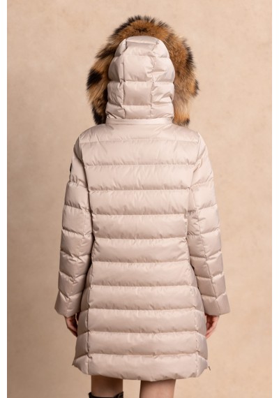 Plumífero largo first class de mujer con aberturas laterales.